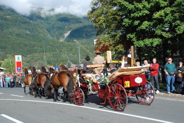 Umzug beim XV. Käsefestival in Kötschach-Mauthen