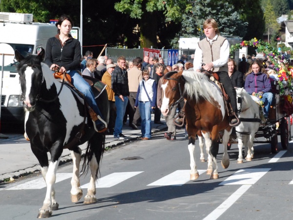 Umzug beim XV. Käsefestival in Kötschach-Mauthen