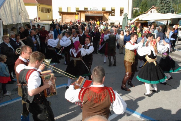 Umzug beim XV. Käsefestival in Kötschach-Mauthen